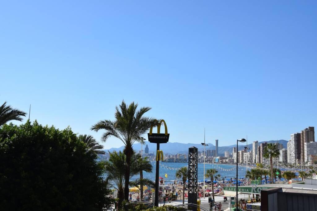 Apartamento En El Paseo Maritimo De Бенидорм Экстерьер фото