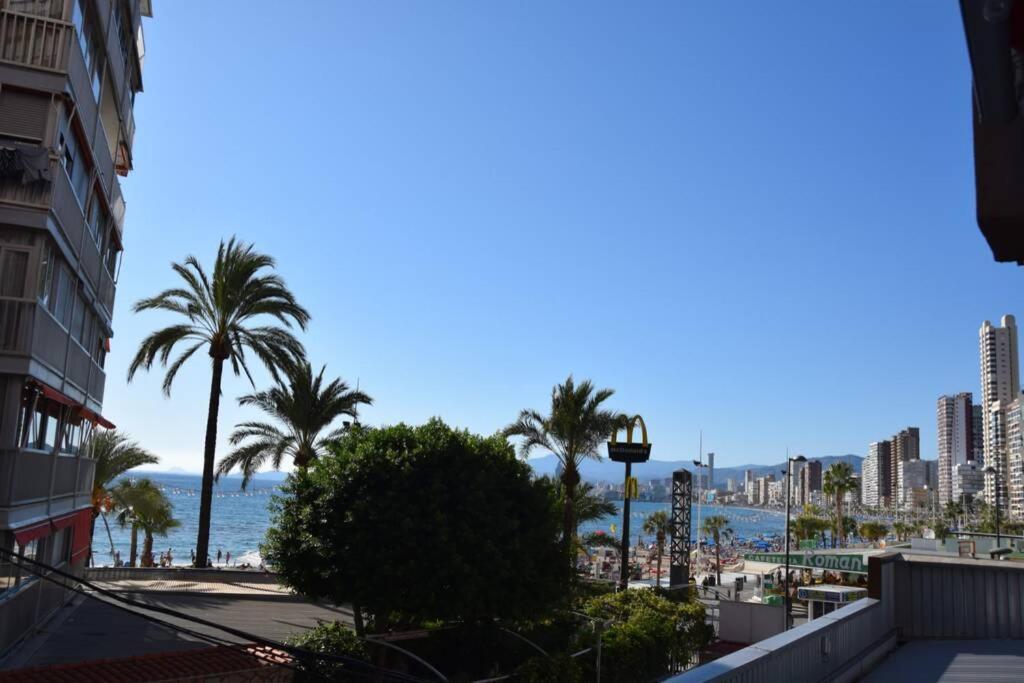 Apartamento En El Paseo Maritimo De Бенидорм Экстерьер фото